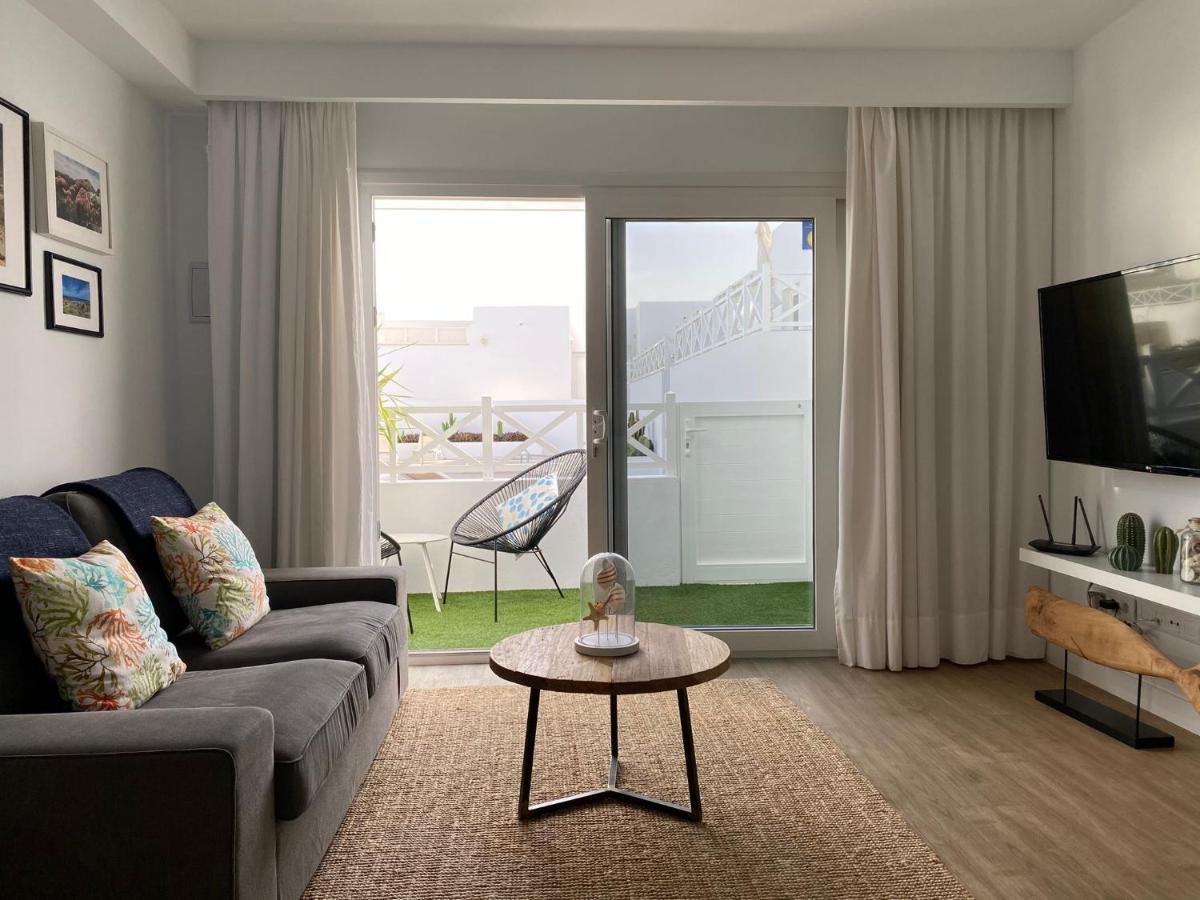 פלאיה הונדה Flower Beach Suite Pool מראה חיצוני תמונה