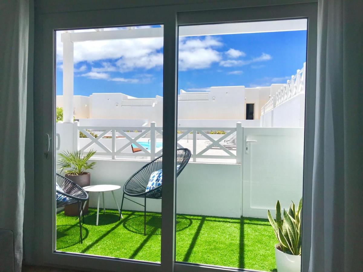 פלאיה הונדה Flower Beach Suite Pool מראה חיצוני תמונה
