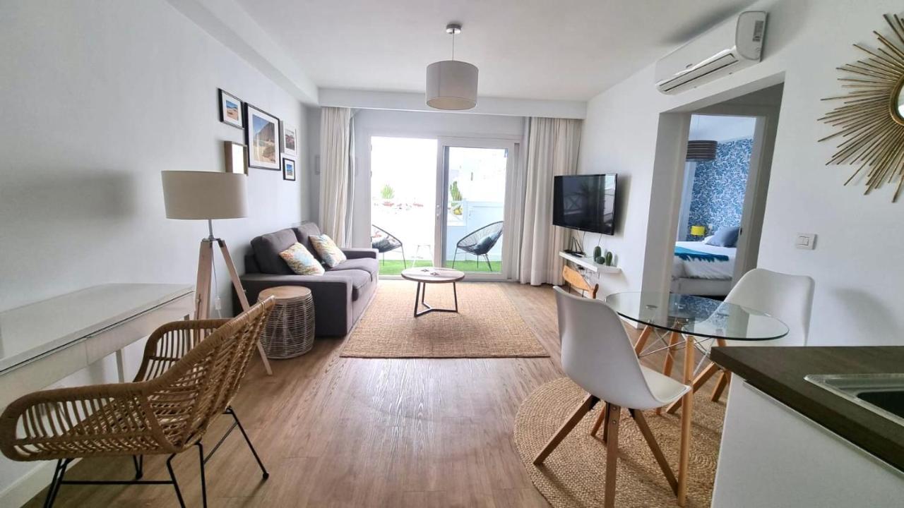 פלאיה הונדה Flower Beach Suite Pool מראה חיצוני תמונה